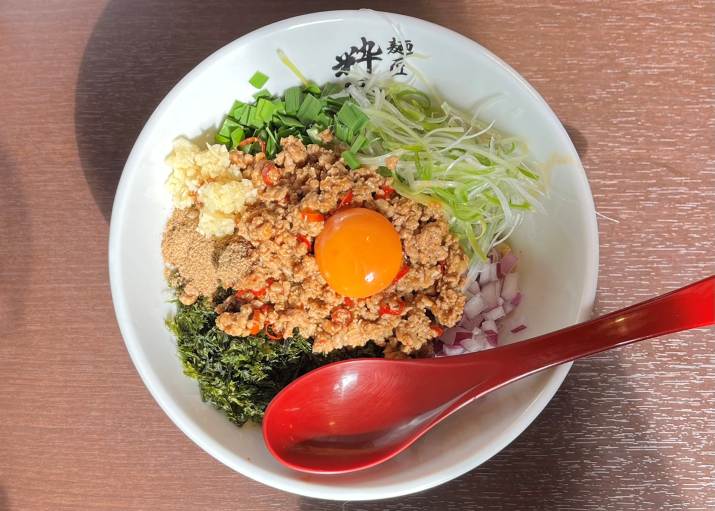 お客さんが絶えない!?津市の大人気ラーメン屋「粋や」